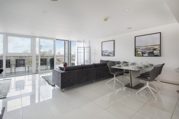 Properties For Rent In Chelsea Bridge Wharf Homes Sw8 London Centurion Building Chelsea Bridge Wharf